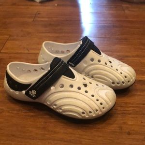 Girls golf shoes